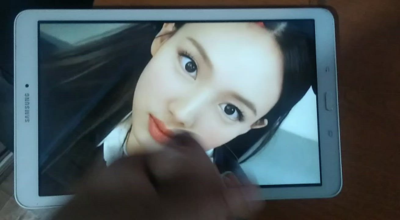 Nayeon (Twice) if y7u lkie a tribute you can ask for it