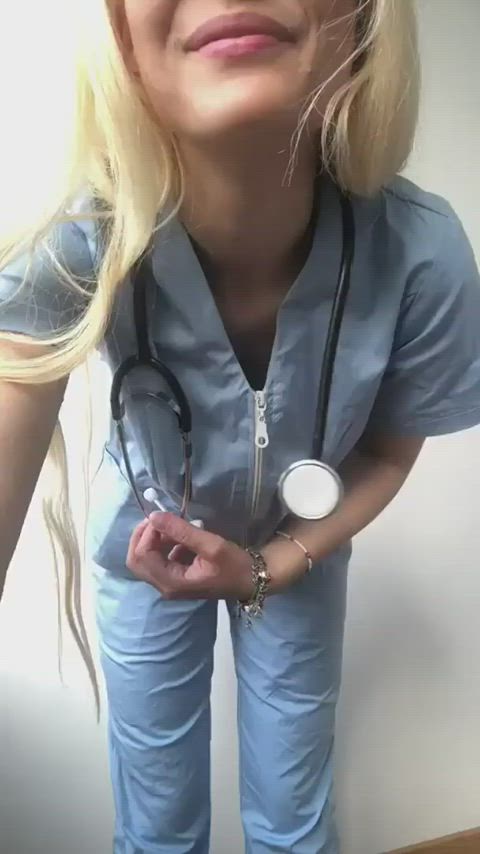 amateur ass booty cute nurse white girl gif