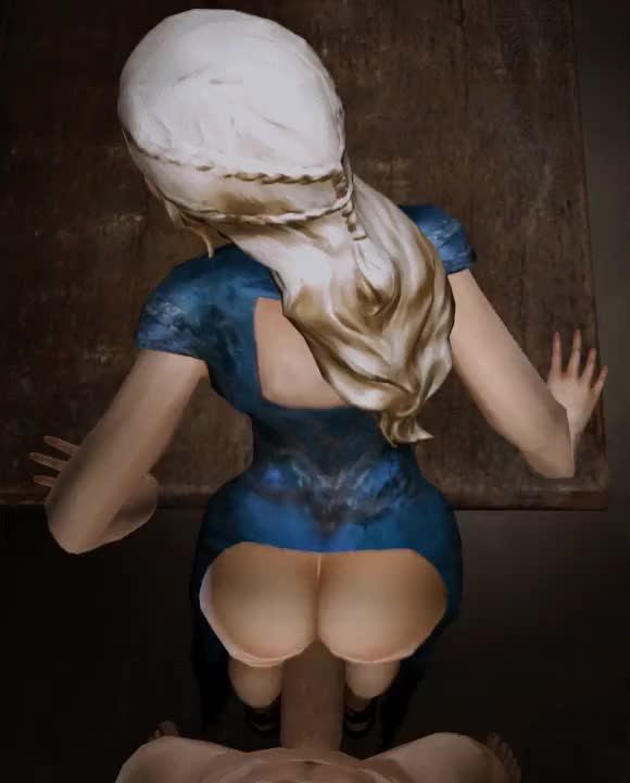 Daenerys Targaryen from the back