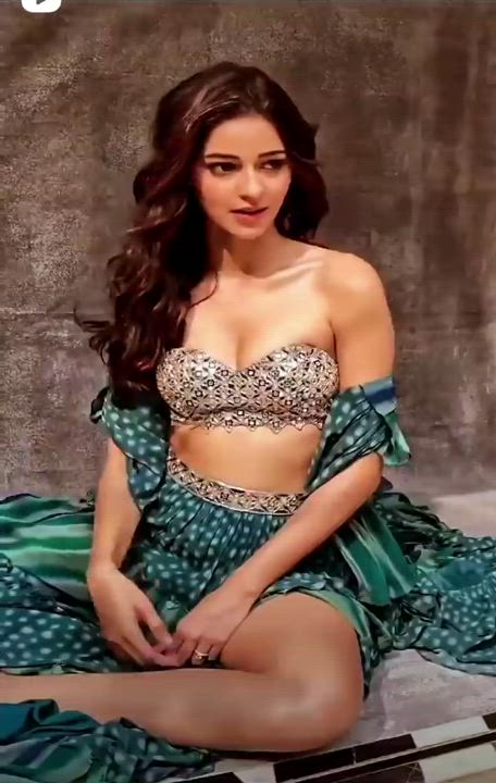 Ananya Pandey Seducing Us With Her Tight Body