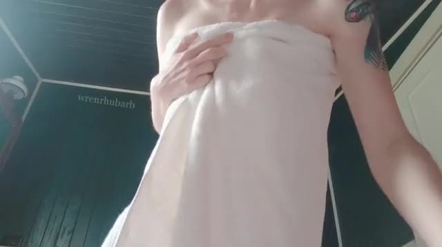 Revealing my pale little body for you all [oc]