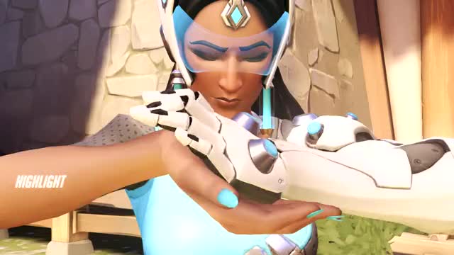 Symmetra