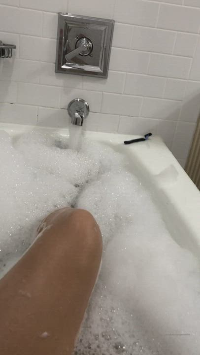 Ass Bathtub Blonde gif