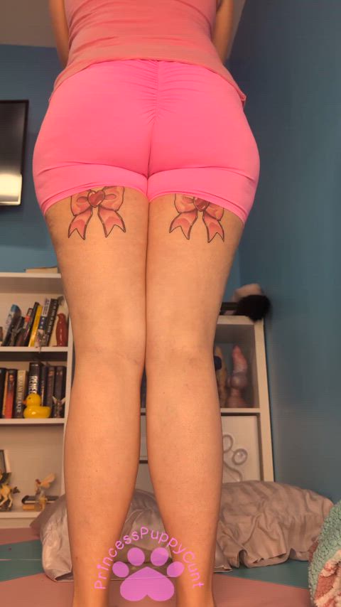 Day 13 - My legs are burning but my booty is appreciating it, come check out this