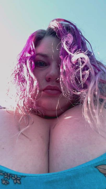 BBW Cleavage Cute SSBBW gif