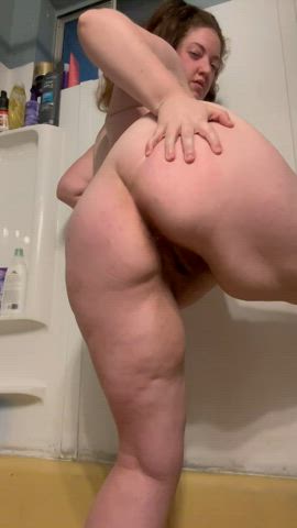 Let me bounce this on your cock 💦