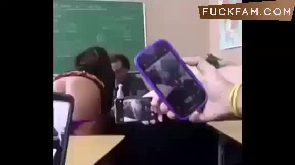 College Babe Flashing Ass Infront Of Students In Class