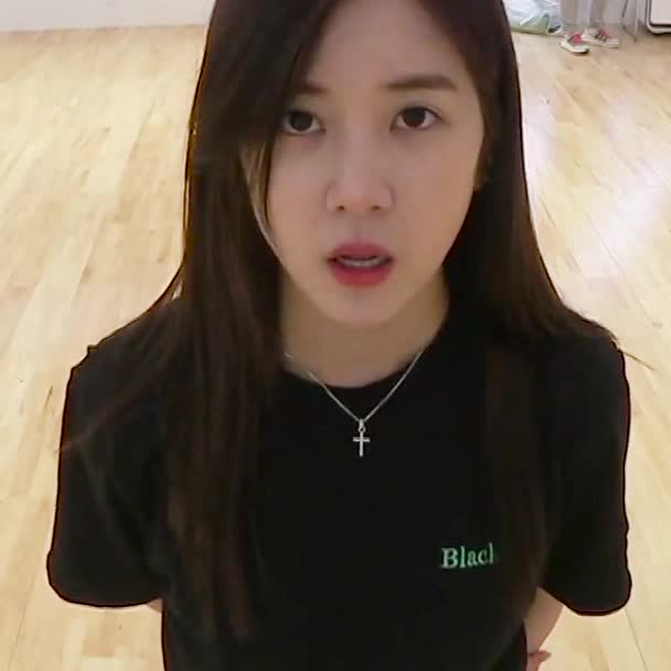 Apink - Chorong's Tongue 박초롱 에이핑크