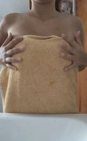Big Tits Bouncing Tits Natural Tits Shower Spanish gif