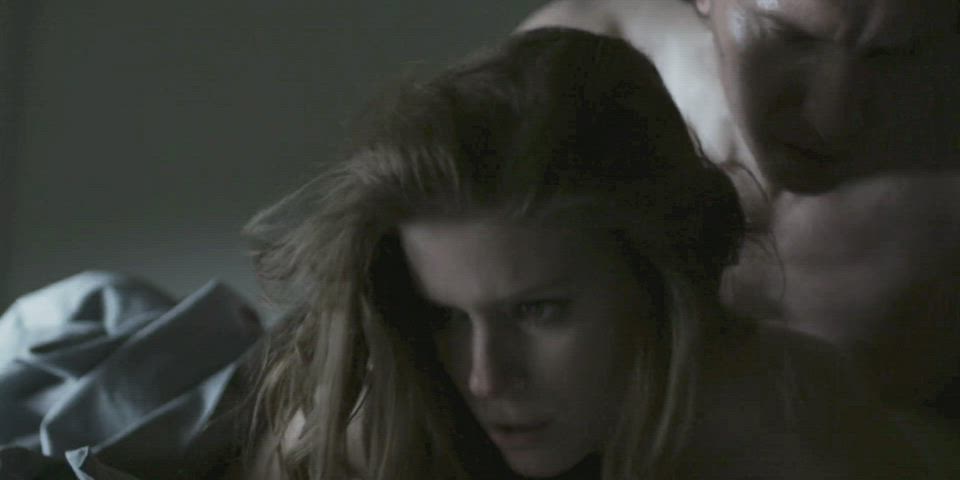 Kate Mara - House of Cards S02E01