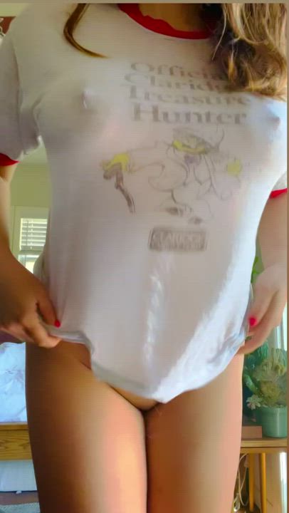 Vintage Tshirt Boob Bounce