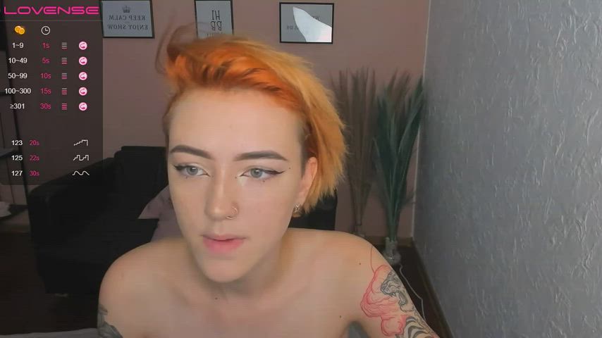 Rainbow_carrie webcam babe