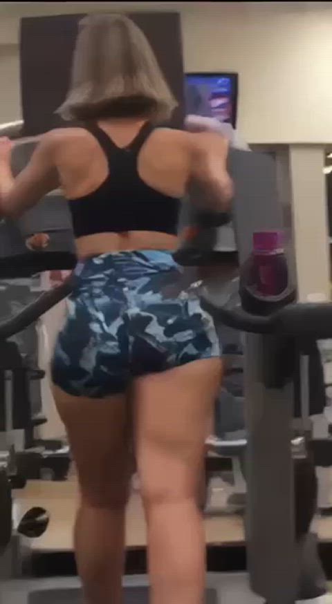 ass candid fitness gym pawg public sport fitness-girls gif