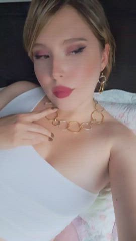 [Lindazuc_1] I'm online now, links in the comments