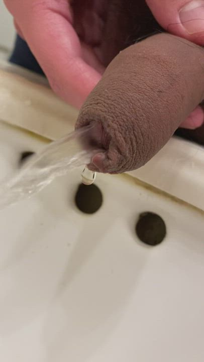 Blasting a long one into the sink