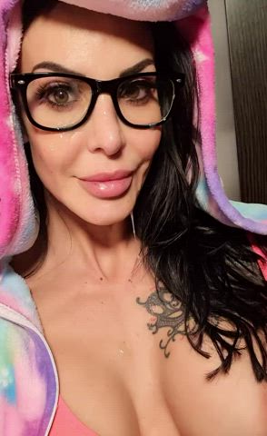 amateur cheating cum cumshot facial glasses hotwife selfie wife gif