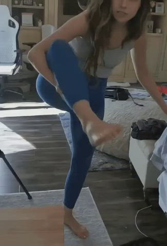 Poki FEET