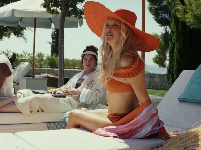 bikini celebrity female heels kate hudson gif