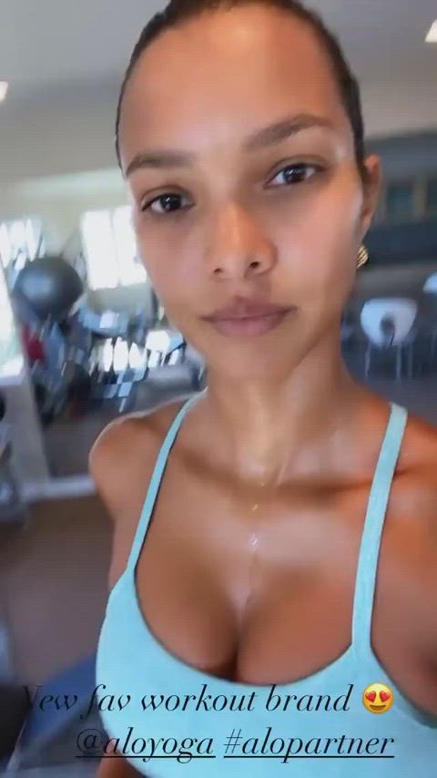 Lais Ribeiro Yoga Pants