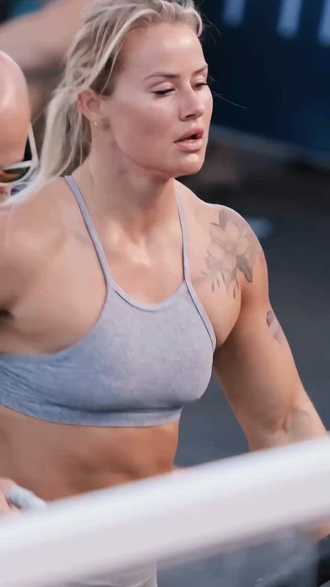 muscles muscular girl muscular milf gif