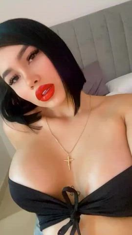 Big Tits Colombian Tits gif