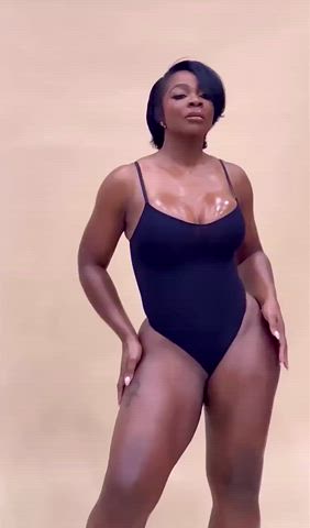 Anowa Adjah - THICK AF! 😳