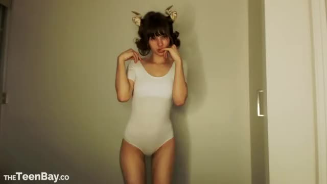 missalice 94 baby beast striptease