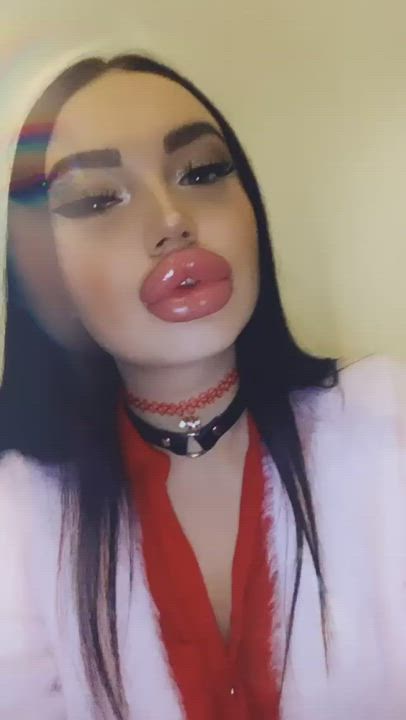 Fake Lips Selfie gif