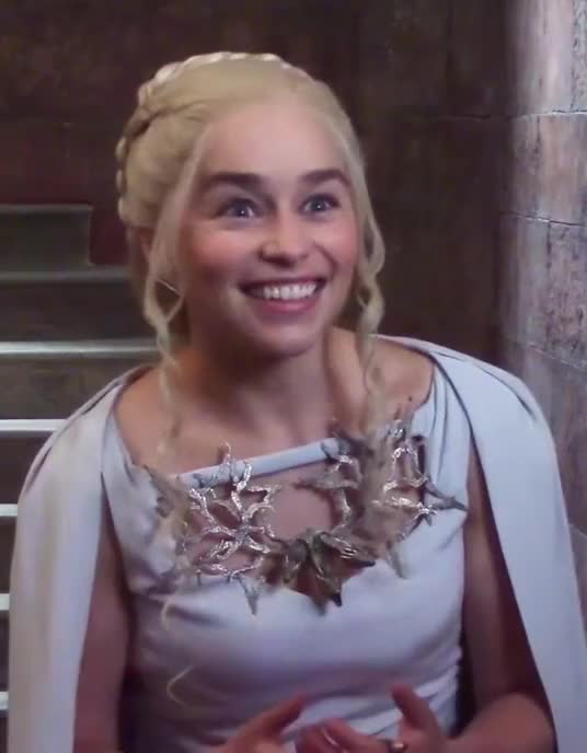 Emilia Clarke onoff