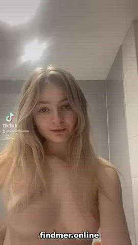 Amateur Big Tits Boobs Booty Hardcore Homemade Teen TikTok Tits gif