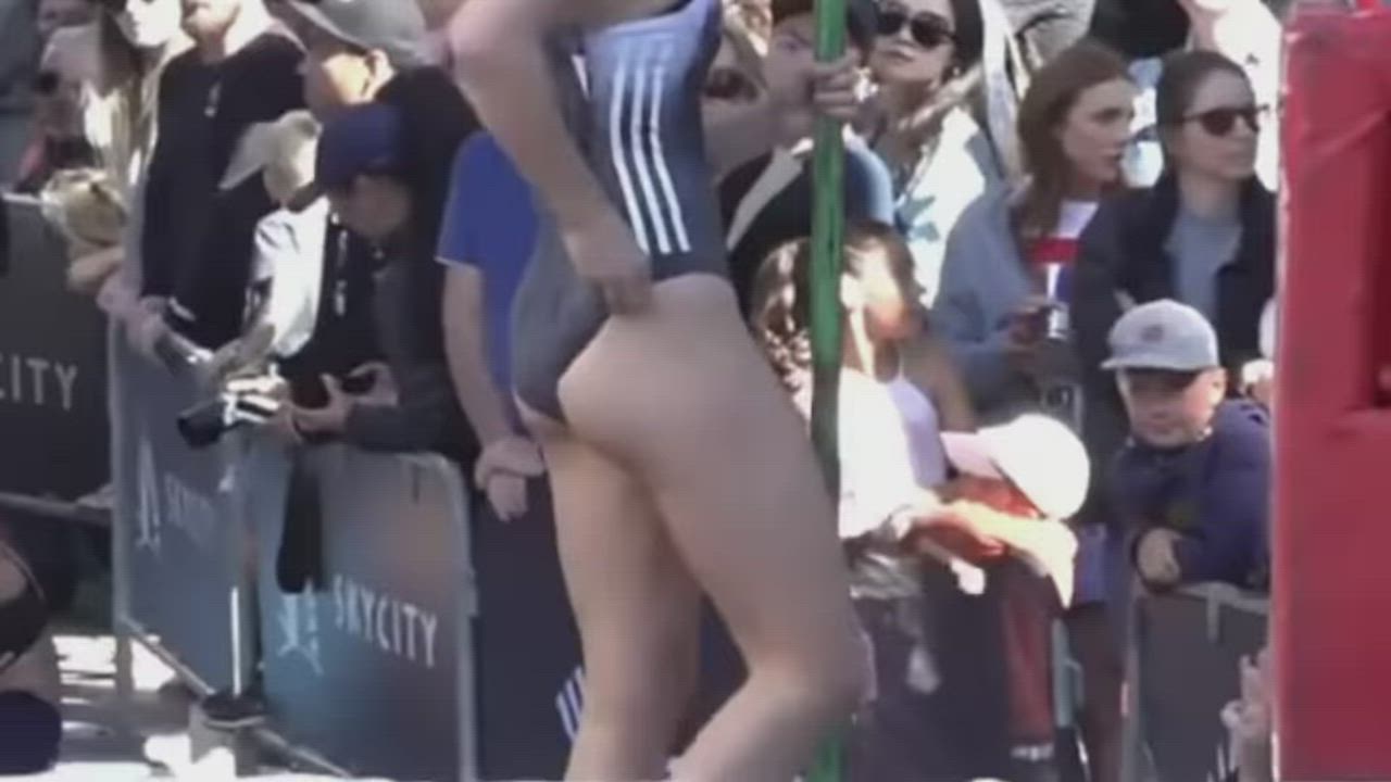 Pole Vault Wedgie Adjustment [Source in comments]