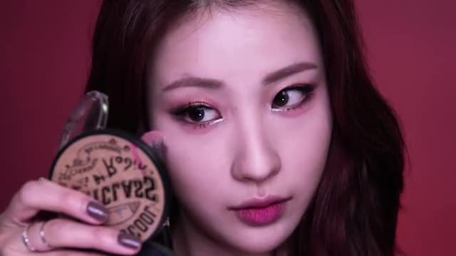 SUNMI - Gashina Cover Makeup Tutorial l 이사배(Risabae Makeup)