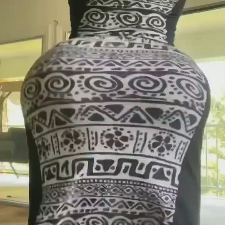 Ebony Thick Twerking gif