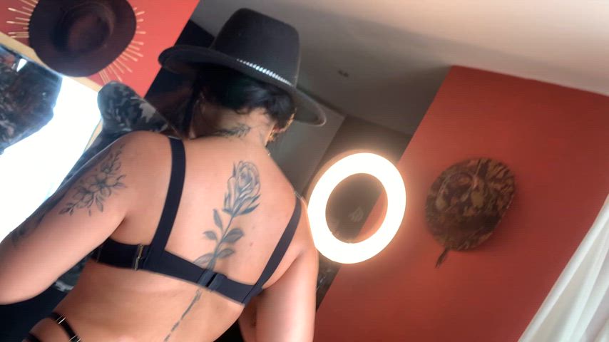 ass big ass colombian fake ass latin latina lingerie massage onlyfans photoshoot