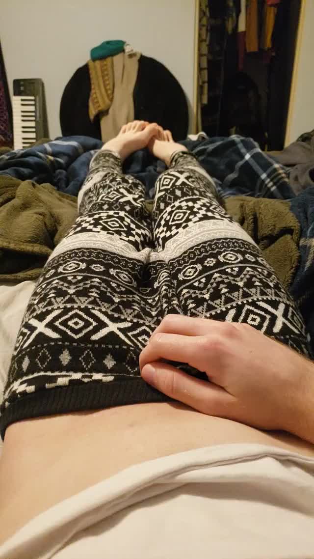 i got some comfy pants :)