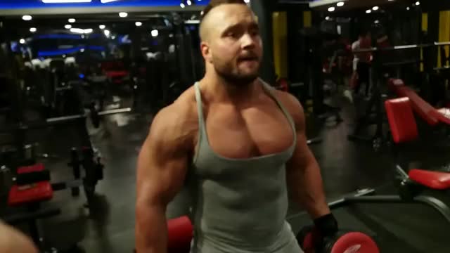 PUMPING PECS AND BICEPS