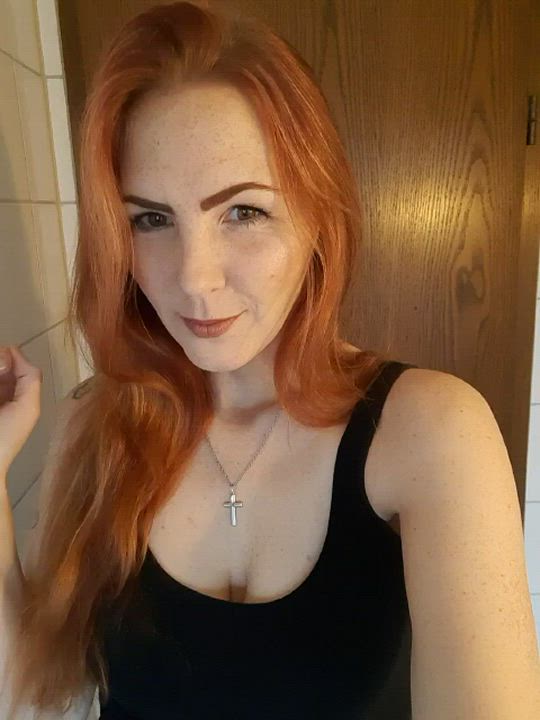 Hotwife OnlyFans Redhead gif