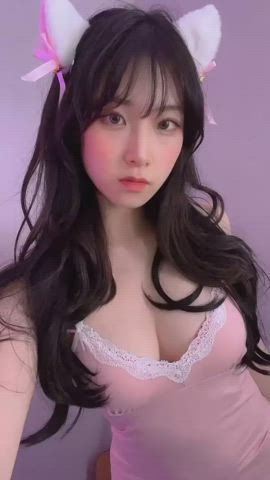 asian cute dancing korean gif