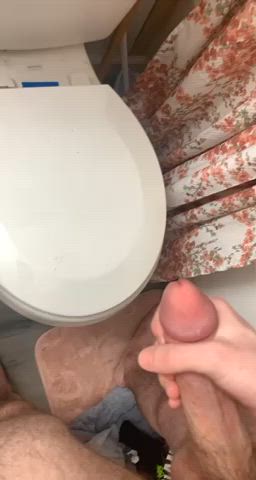 So fucking horny wanna cum for someone