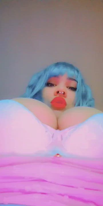 Alt Amateur BBW Big Tits Chubby Kawaii Girl Lipstick gif