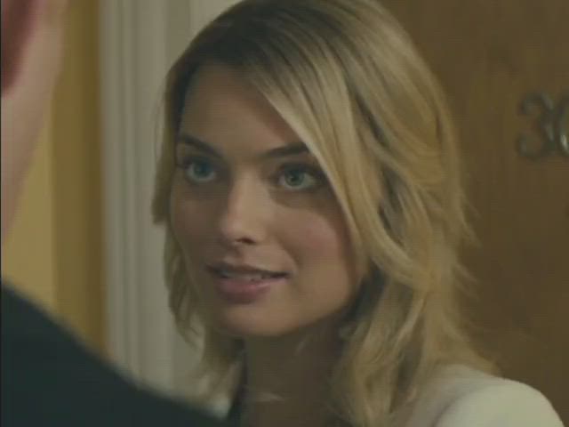 blonde margot robbie sexy gif