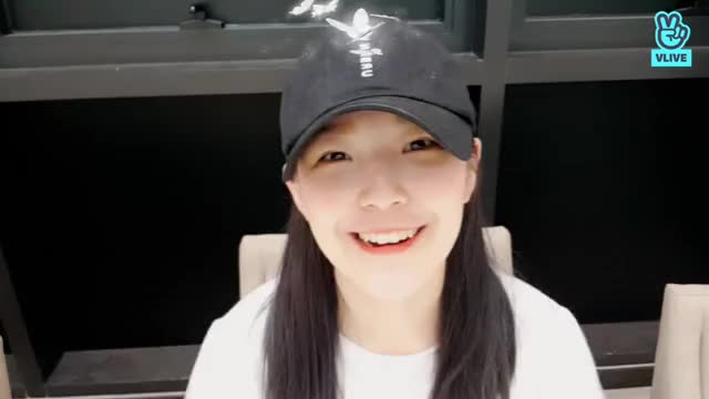 Jiheon says bye ?