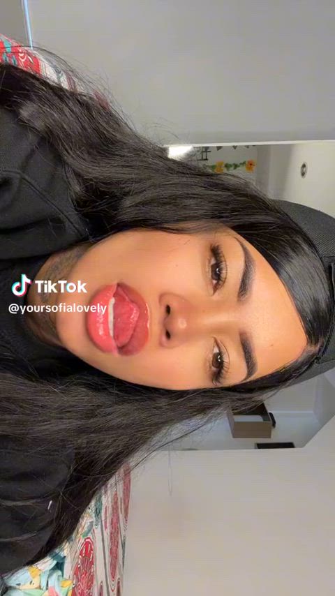 SofiaBrown - More tiktok flash vids on my TT likes (juanmomo45)