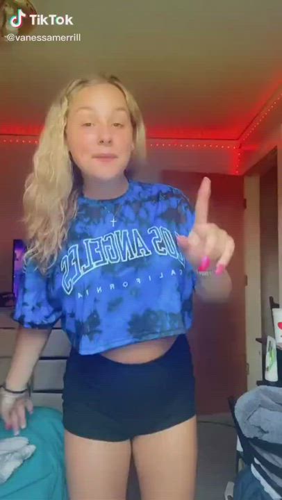 Pawg TikTok White Girl gif