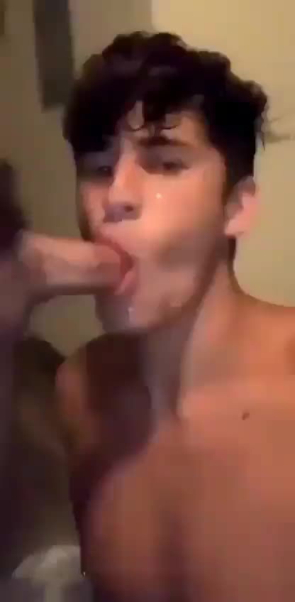 I bet that cock tastes sooo good