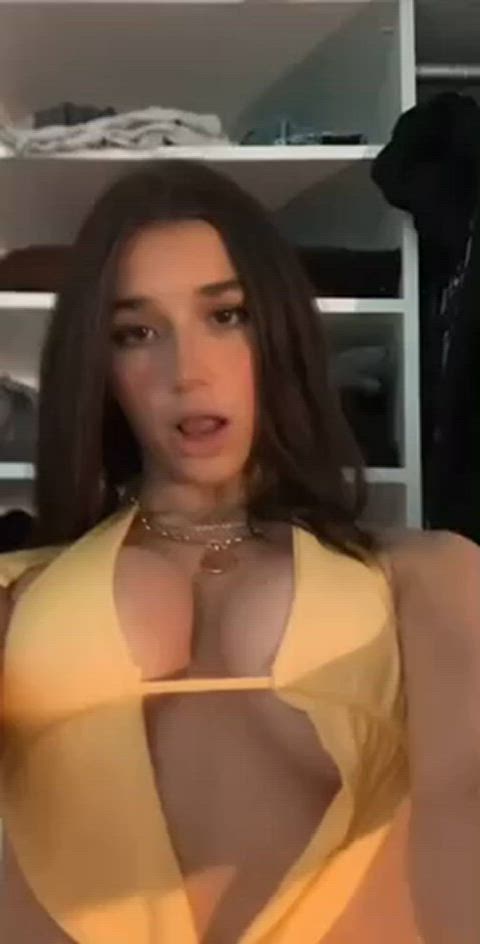 hottie thot tiktok gif