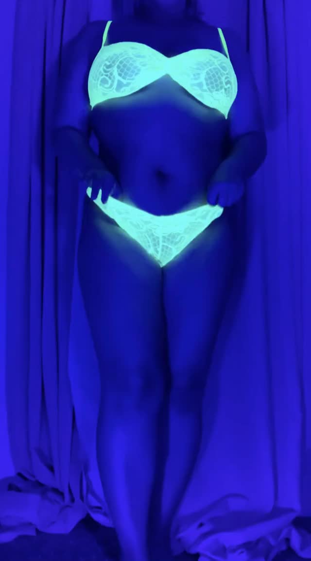 Chubby MILF in neon lingerie