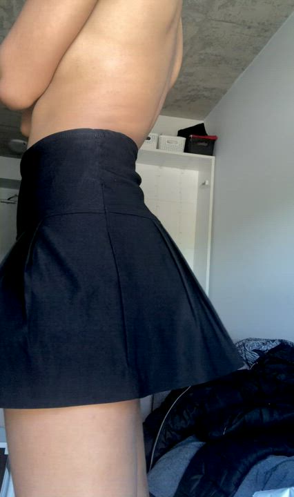 It’s skirt season baby !