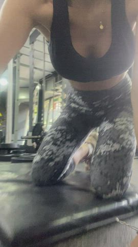 ass gym latina gif