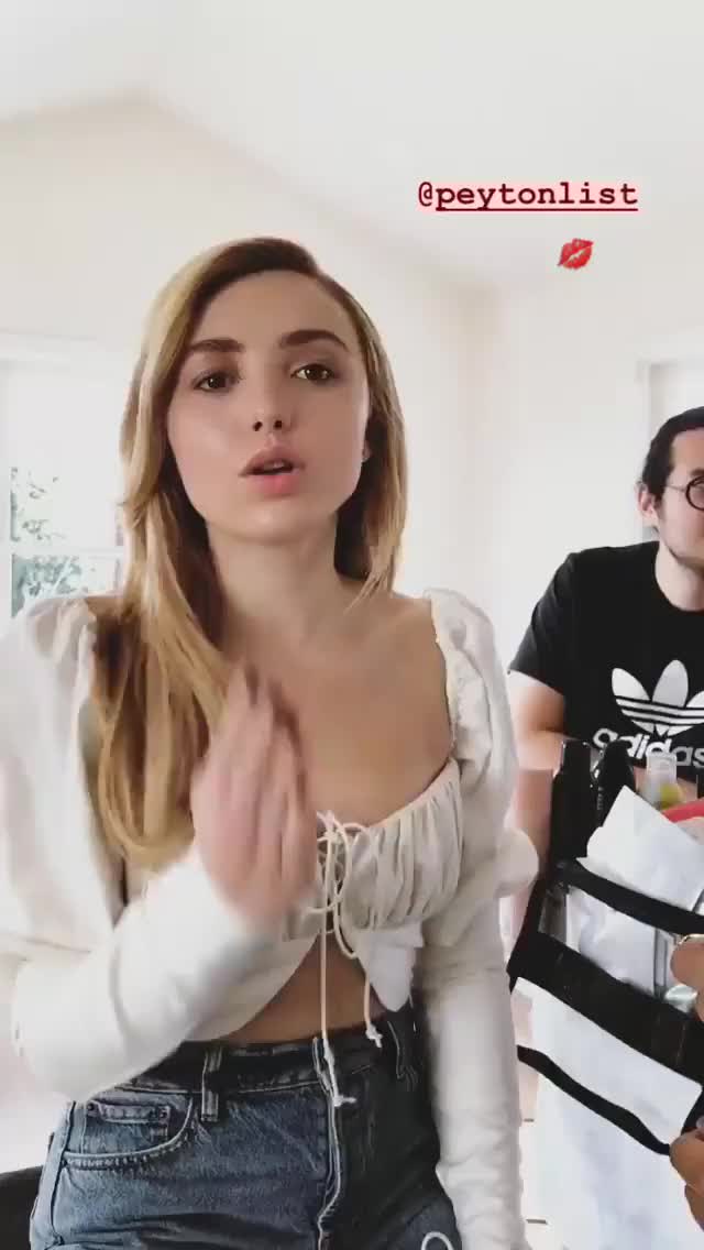 Peyton List gif